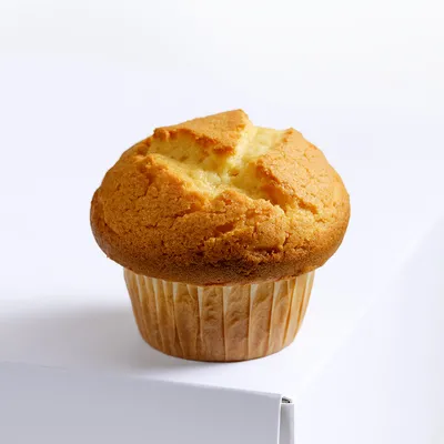 Tegral Satin Crème Cake